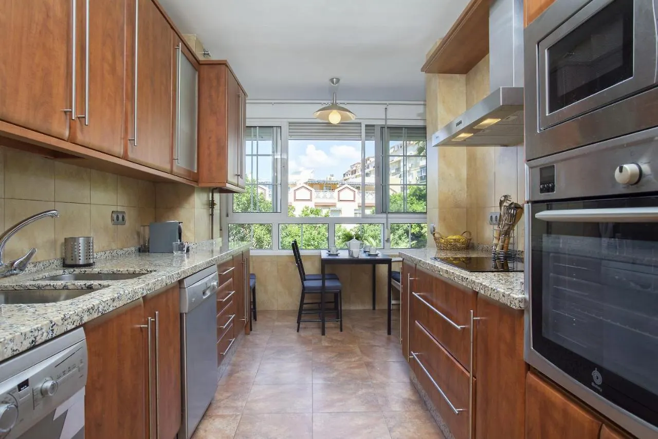 -Malagasunapts-Huelin Paradise Seaview 0*, مالقة إسبانيا